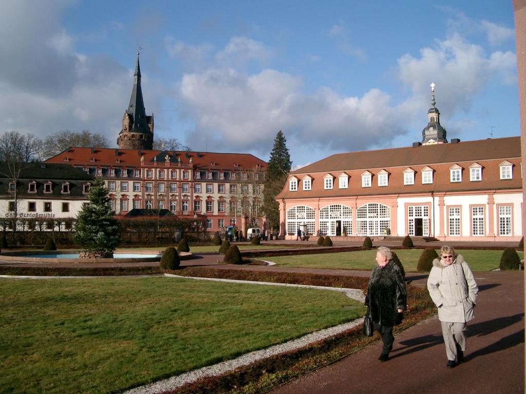 Hotel Hirsch Rothenberg Екстер'єр фото